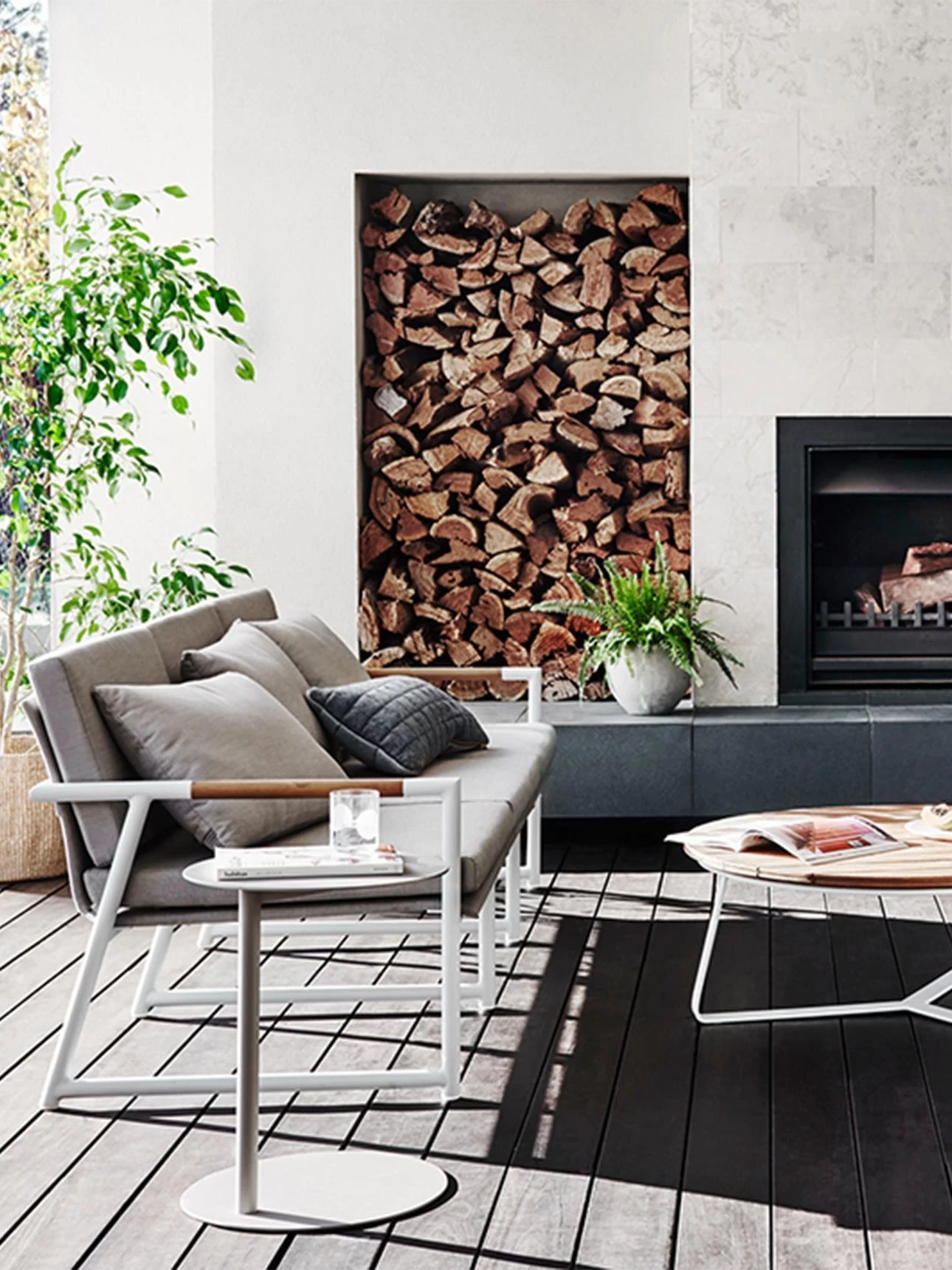 Aperto Ali Round Side Table - White 4 Aperto Ali Round Side Table - White - Image 2