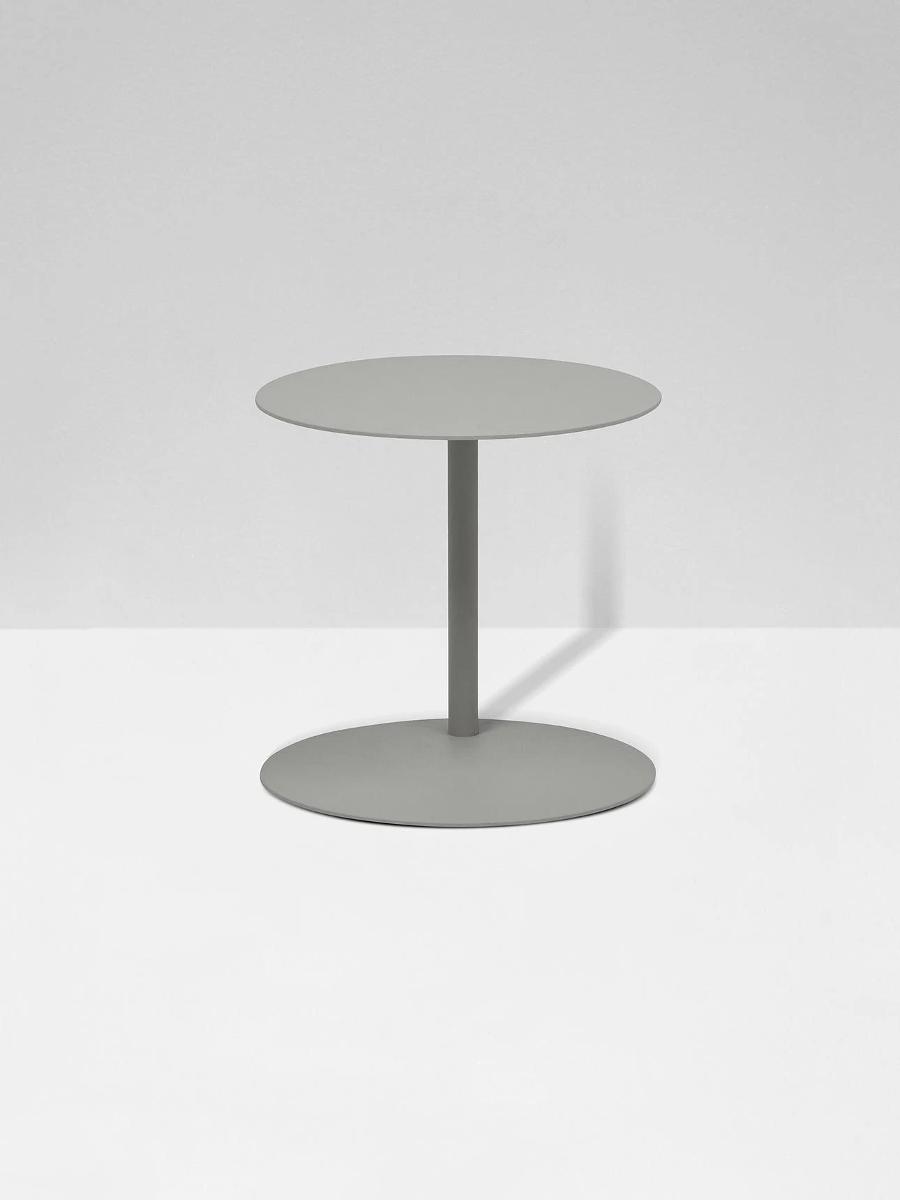Aperto Ali Round Side Table - Grey 5 Aperto Ali Round Side Table - Grey - Image 3