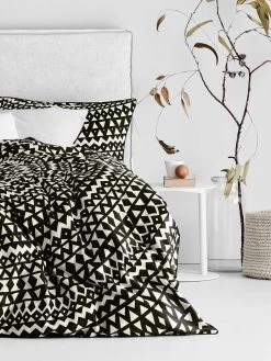 Aperto Ali Round Side Table - White 10 Aperto Ali Round Side Table - White -Homewares Shop globe west aperto ali side table white 4