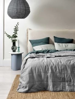 Halo Organic Coverlet - Pebble