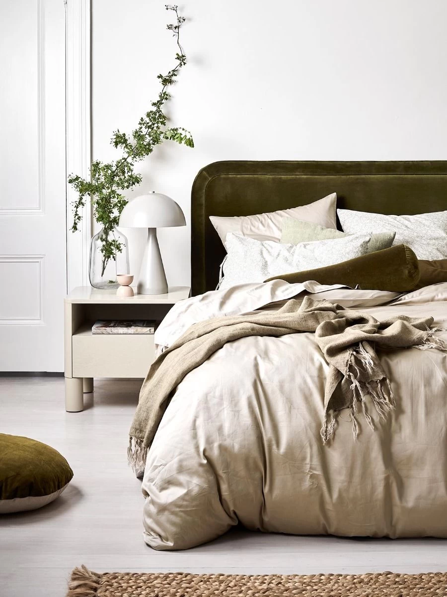 Halo Organic Sateen European Pillowcase - Feather 4 Halo Organic Sateen European Pillowcase - Feather - Image 2