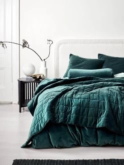 Luxury Velvet Coverlet - Indian Teal