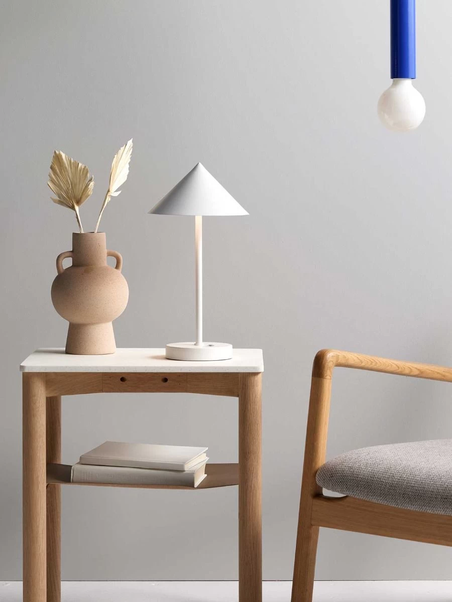 Floris Portable Desk Lamp - White 9 Floris Portable Desk Lamp - White - Image 7