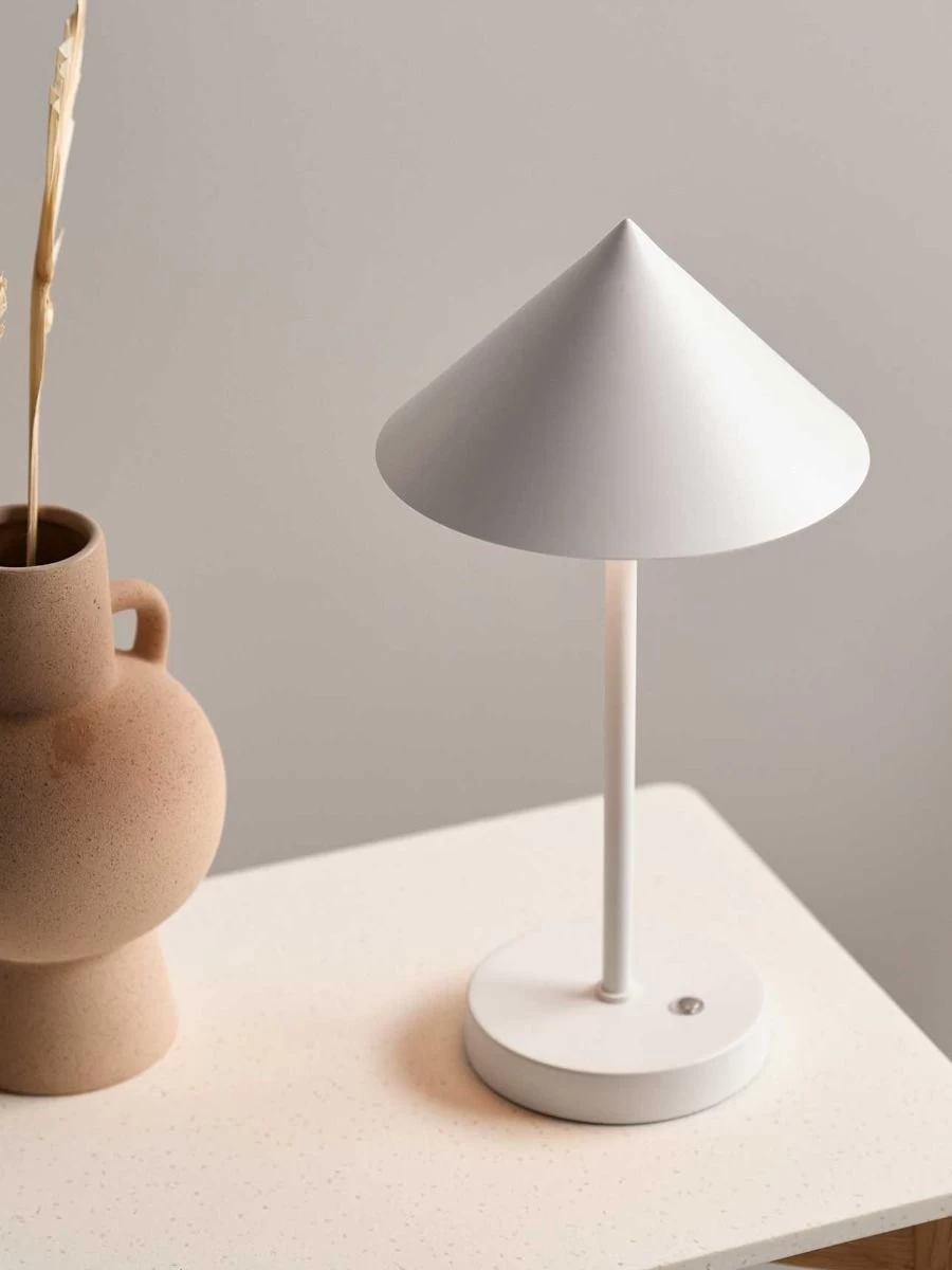 Floris Portable Desk Lamp - White 7 Floris Portable Desk Lamp - White - Image 5