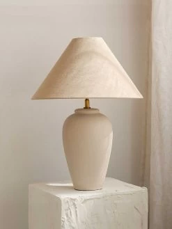 Bella Table Lamp