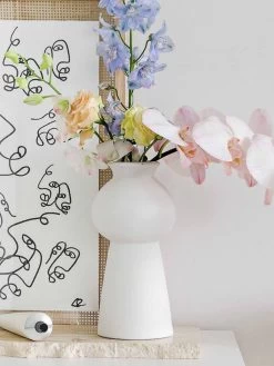 Bianca Vase -Homewares Shop paola joy bianca vase matte white 1