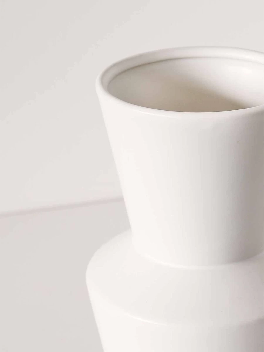 Loren Vase 9 Loren Vase - Image 7