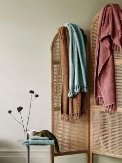 Paros Hand Towel - Caramel 12 Paros Hand Towel - Caramel -Homewares Shop paros towels jade caramel 4