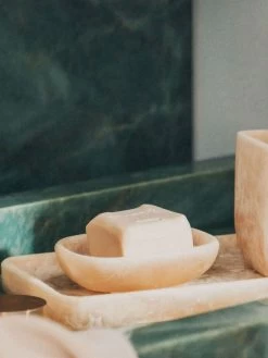 Flow Soap Dish - Peach Blush -Homewares Shop saarde flow resin soap dish peach blush 3