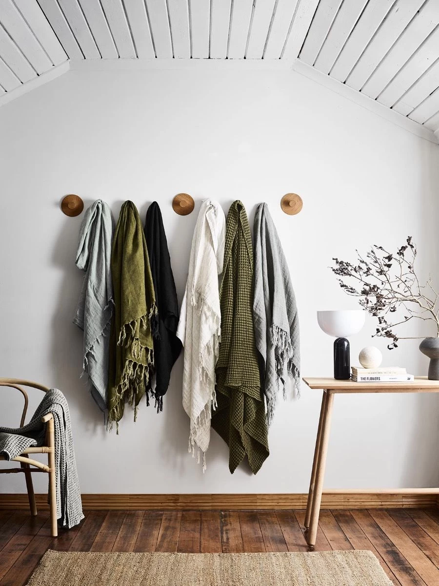 Vintage Linen Fringe Throw - Limestone 5 Vintage Linen Fringe Throw - Limestone - Image 3