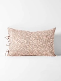Varanasi Standard Pillowcase - Hazelnut