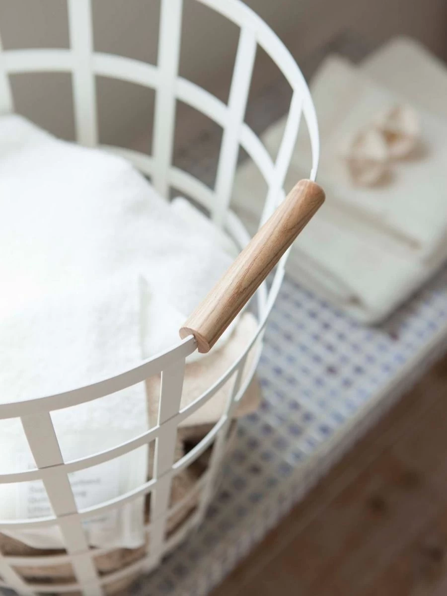 Yamazaki Tosca Round Laundry Basket 4 Yamazaki Tosca Round Laundry Basket - Image 2